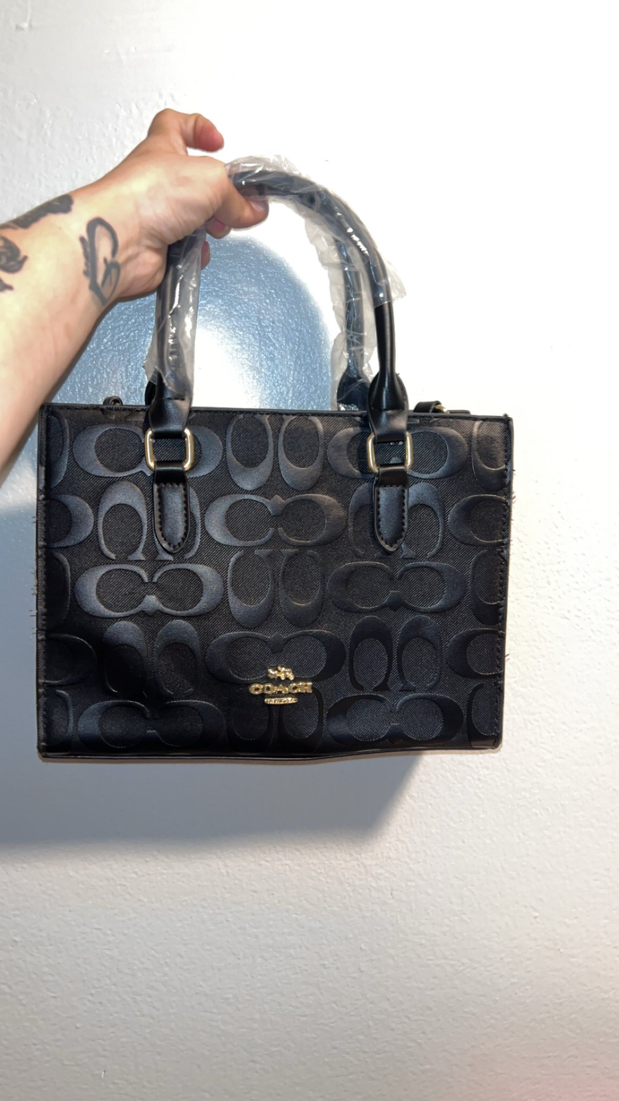 PRE-ORDER tote