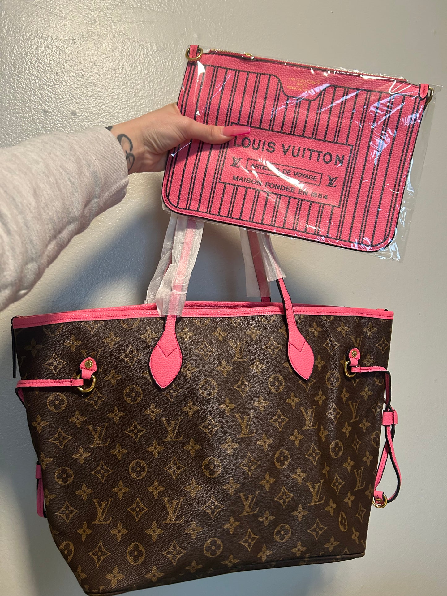 PRE-ORDER tote