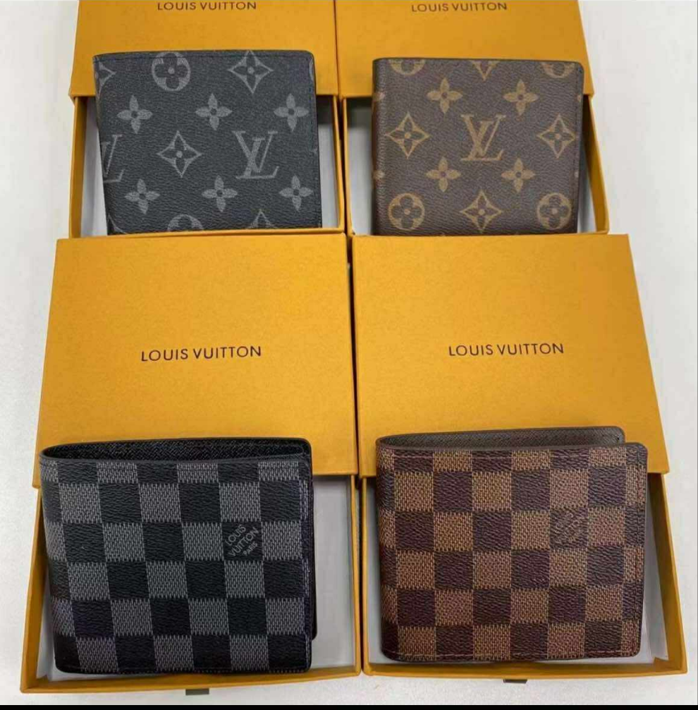 Mens LV wallet