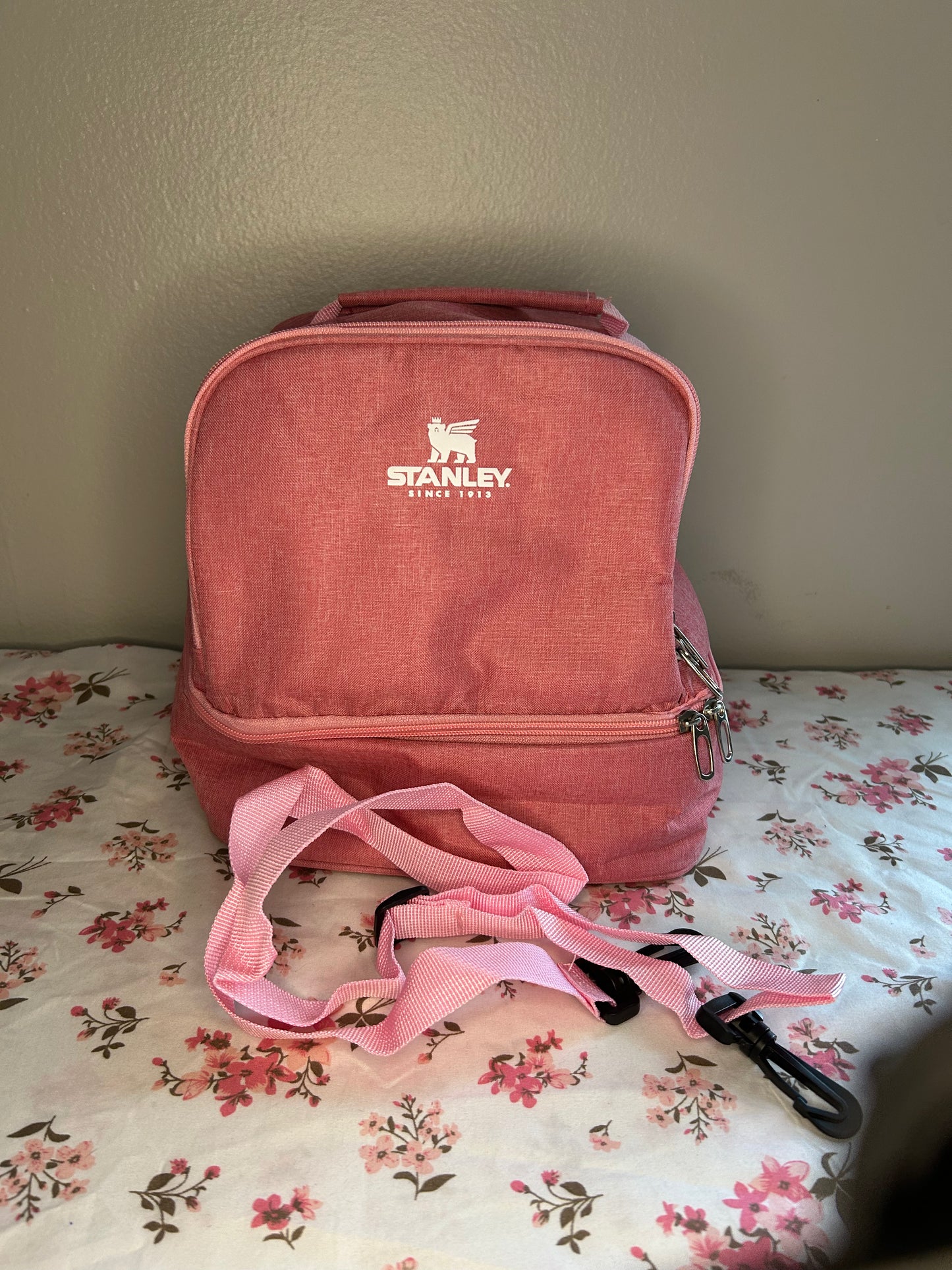 PRE-ORDER lunchbox