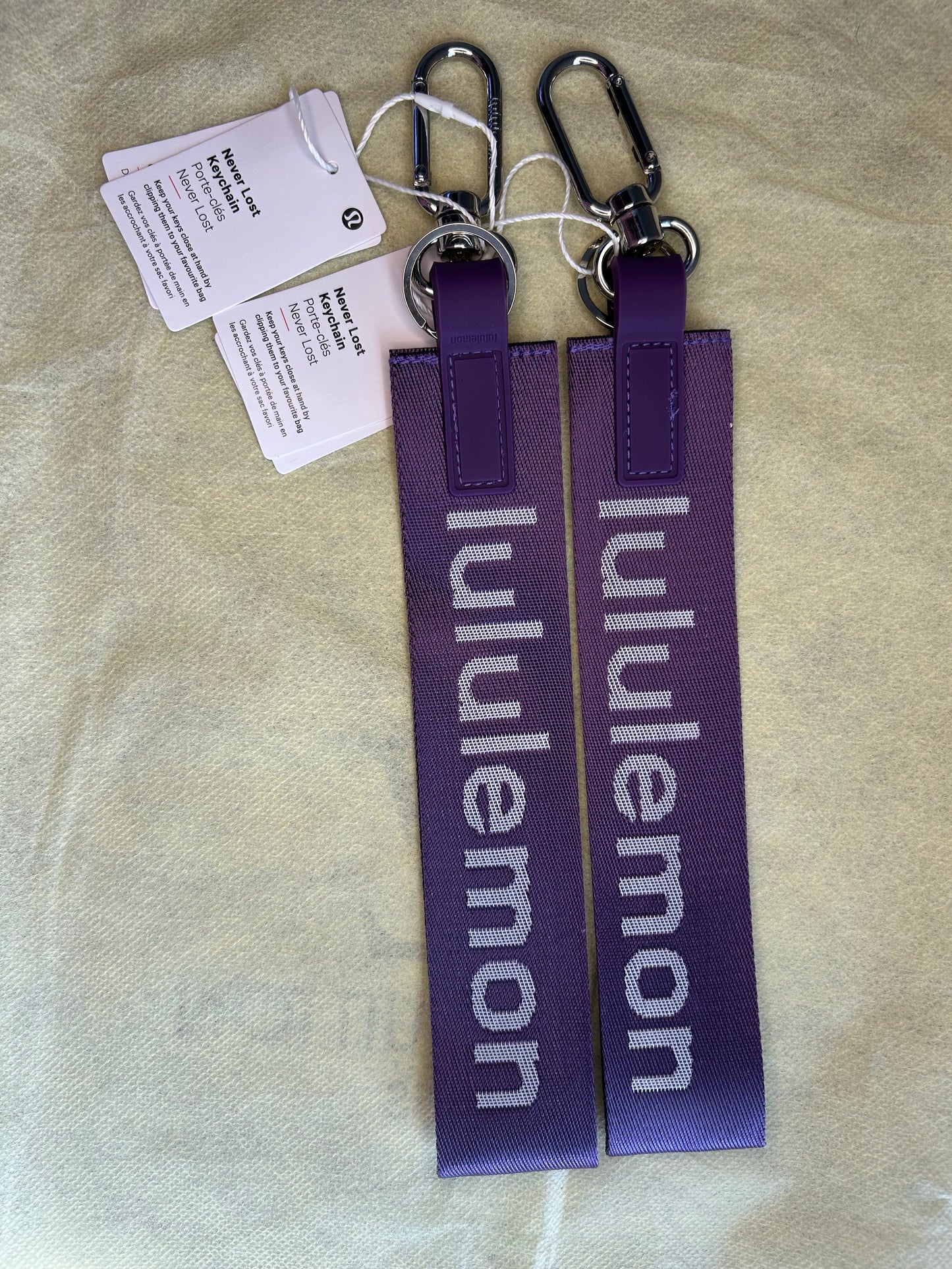 PRE-ORDER lulu keychain