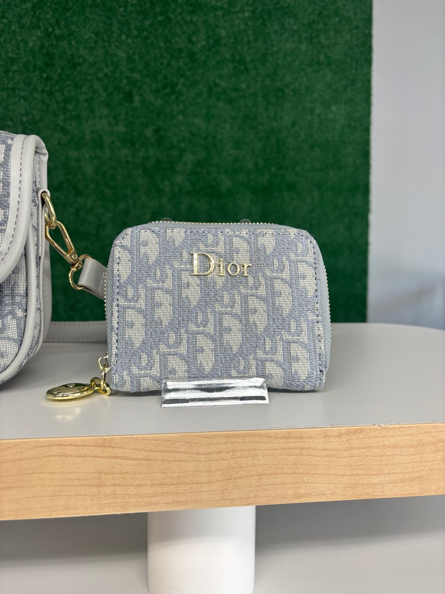 PRE-ORDER small wallet