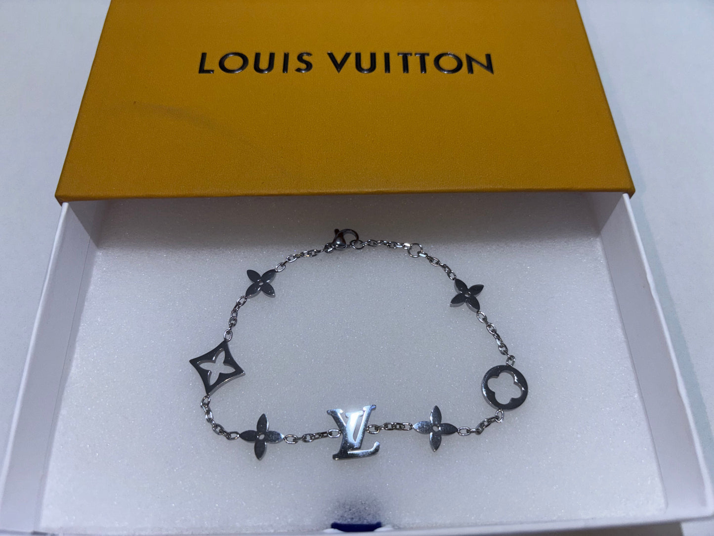 PRE-ORDER bracelet