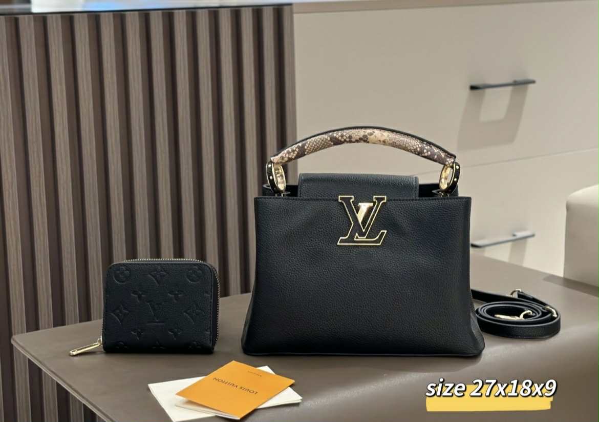 Black/snake print LV purse/small wallet
