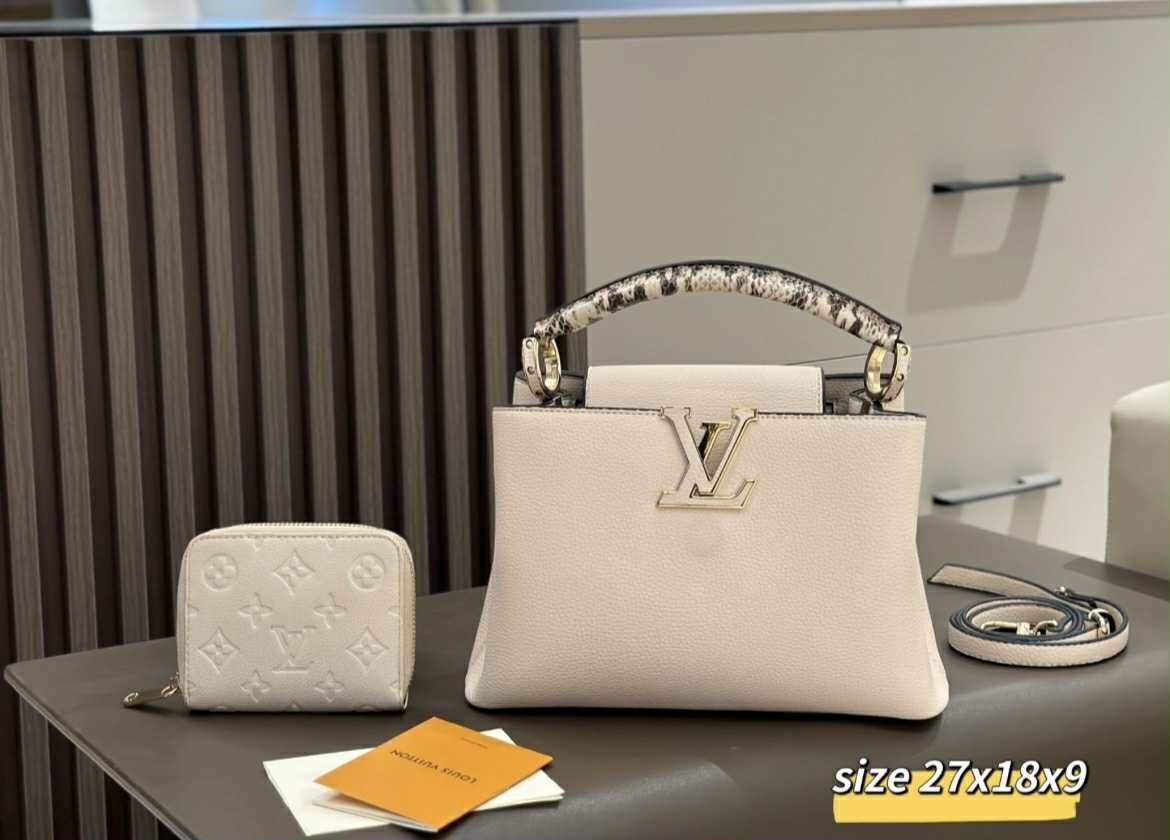 White/snake print LV purse/small wallet