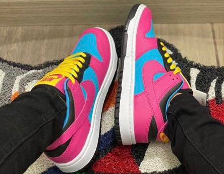 Mens Blue/pink/yellow dunks