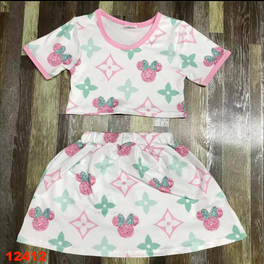 Disney shorts set