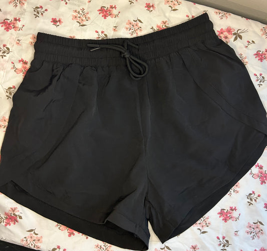 RTS black Lulu shorts