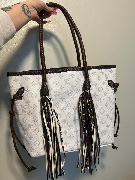 PRE-ORDER fringe tote