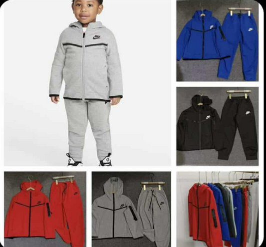 Kids Nike jogger set