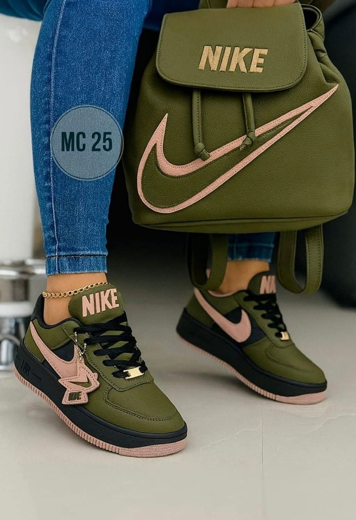 Green & Pink nike set