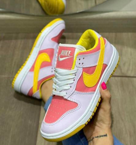 Mens Pink/white/yellow dunks