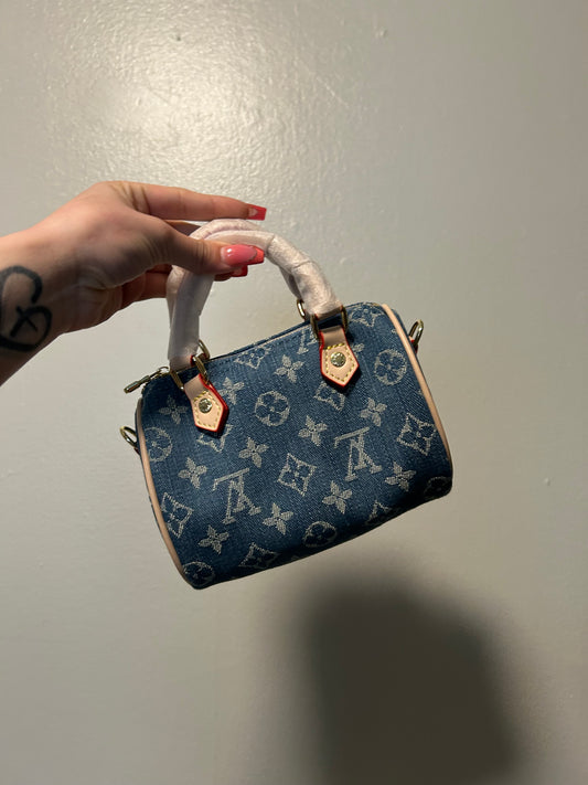 PRE-ORDER kids purse