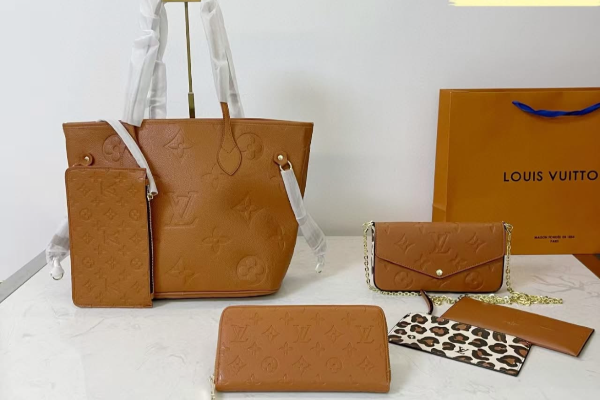 Light brown Lv purse set