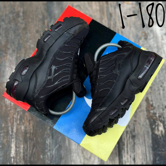 Mens All Black Nike