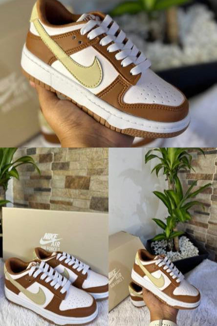 Womens Brow/beige/white dunks