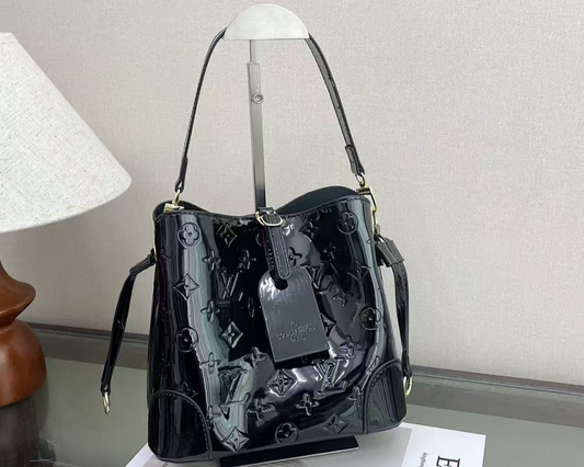 Black Lv purse