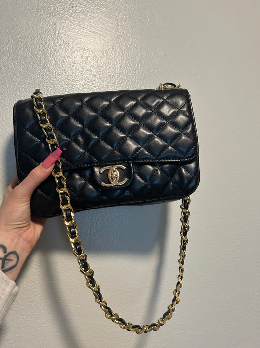 PRE-ORDER crossbody
