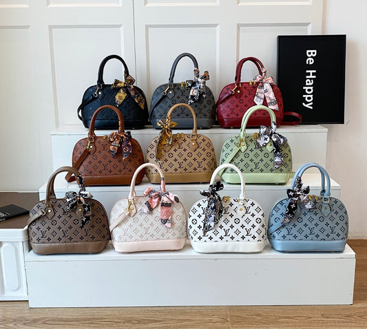Medium Lv tote