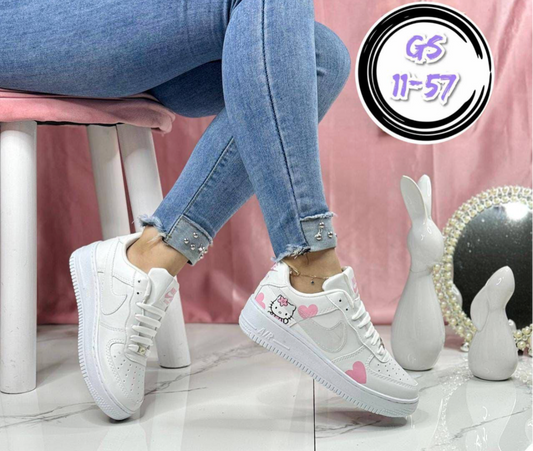 Womens pink hello kitty Dunks