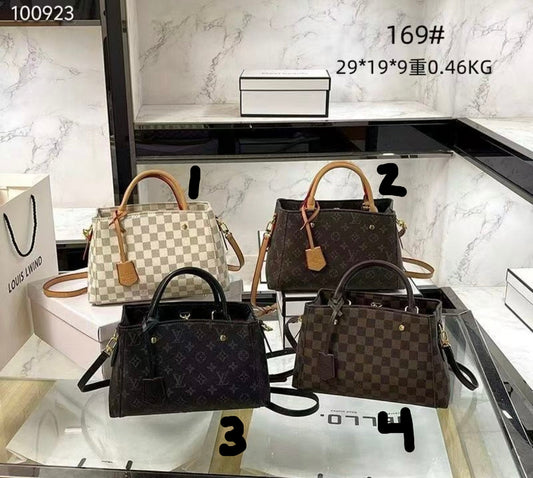 Medium Lv Tote