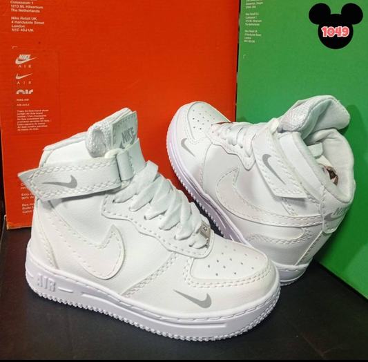 Womens Nike hight top white