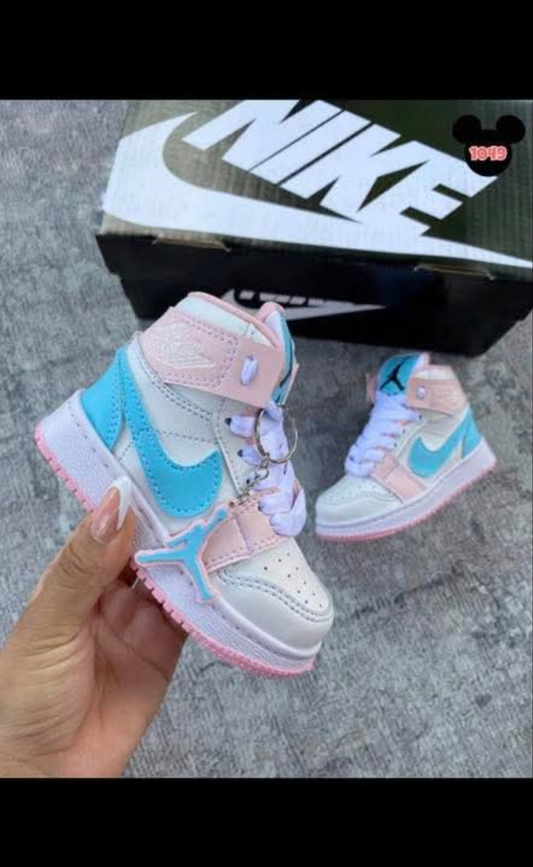 Kids bbypink/bby blue nike