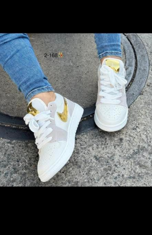Womens white gold