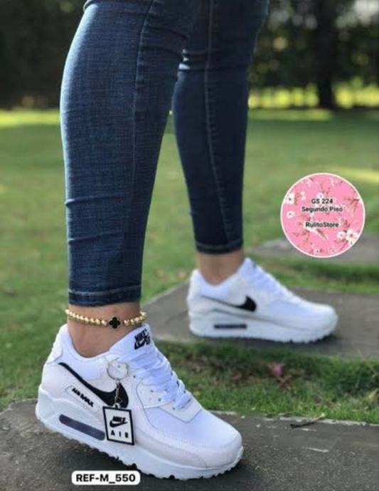 Womens white/black nike air