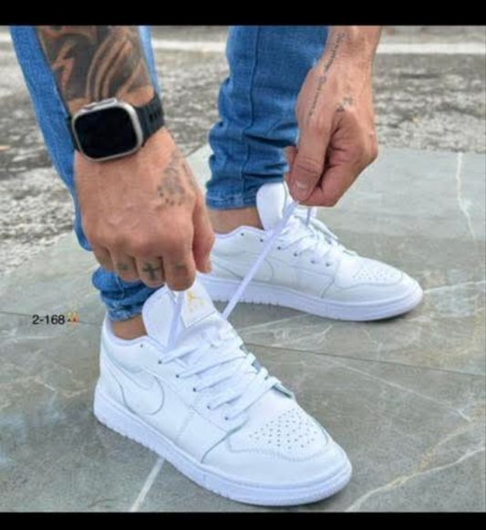Womens white nikes