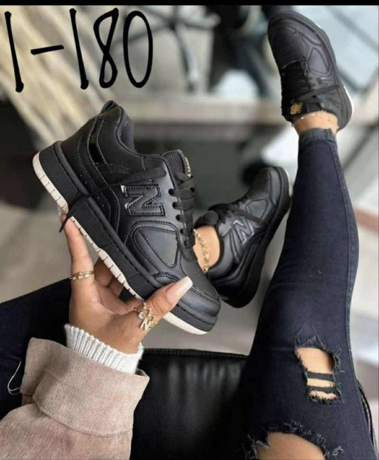 Womens black new balance