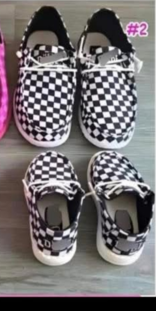 Kids black/white hey dudes