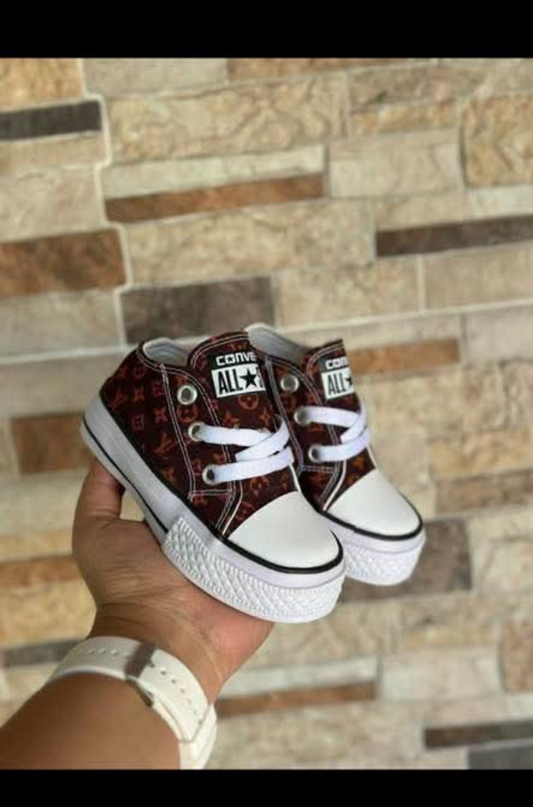 Womens brown LV converse
