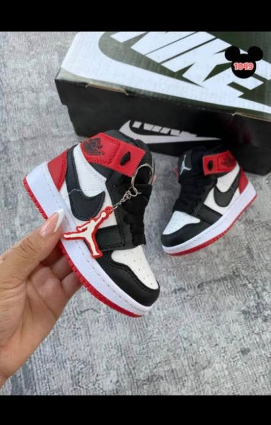 Kids black/red nike