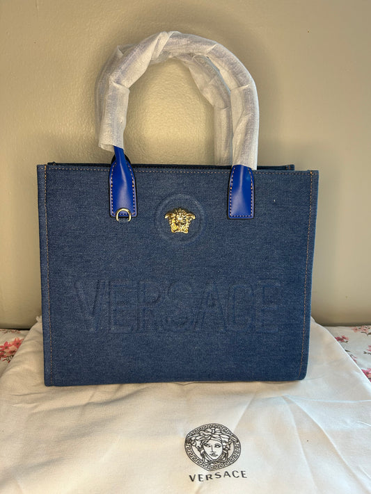 PRE-ORDER tote