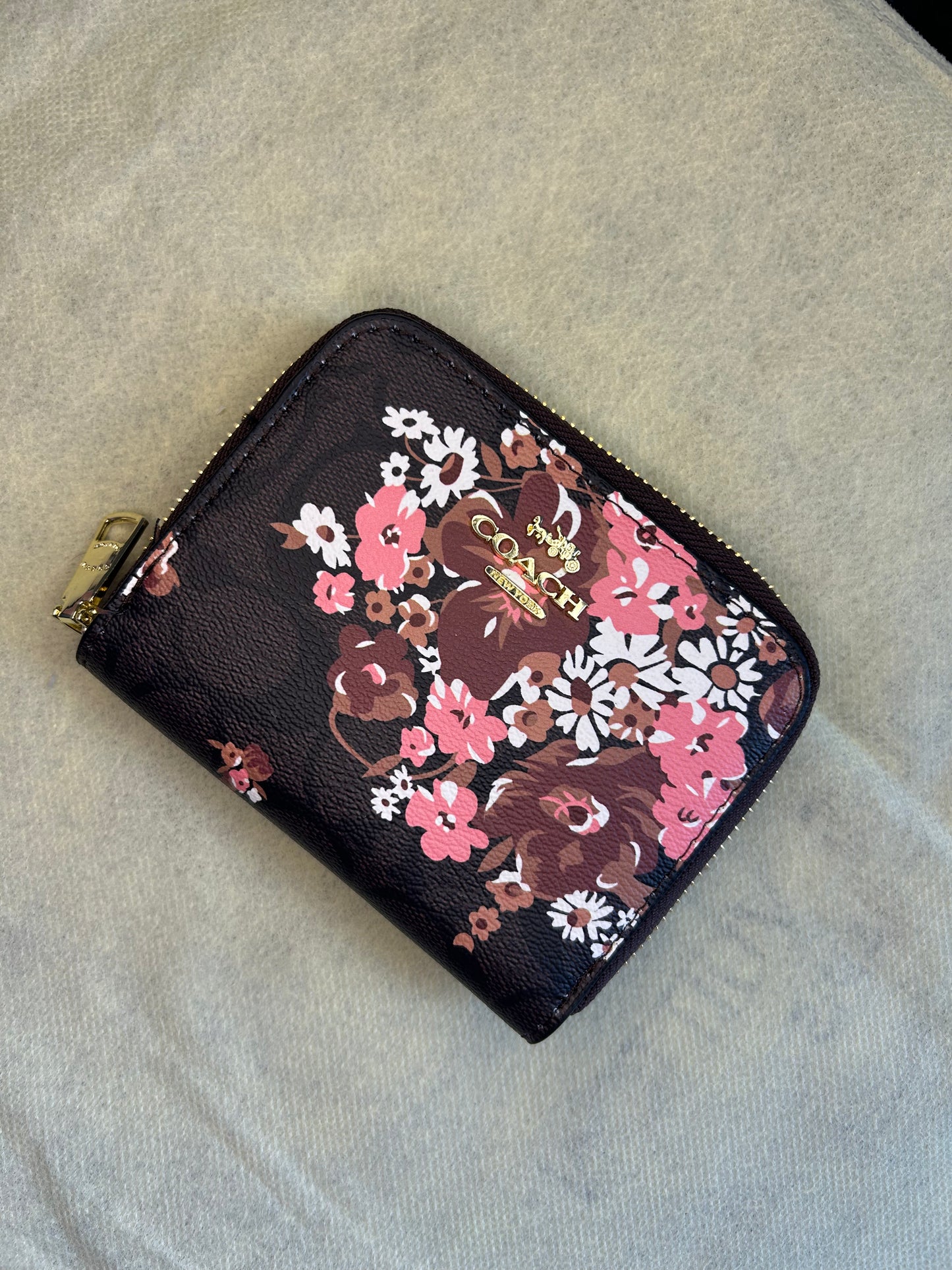 PRE-ORDER small wallet