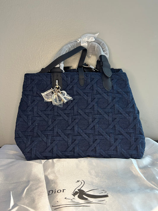PRE-ORDER purse