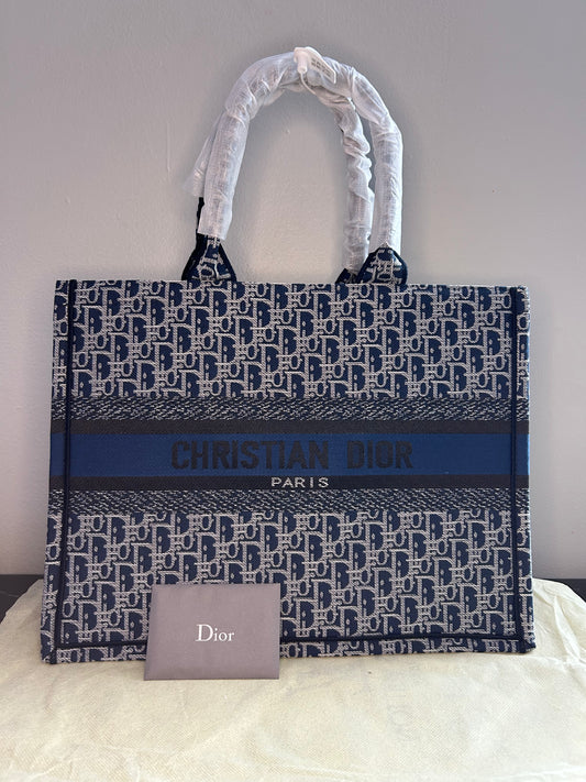PRE-ORDER large tote