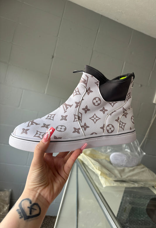 PRE-ORDER rain boots