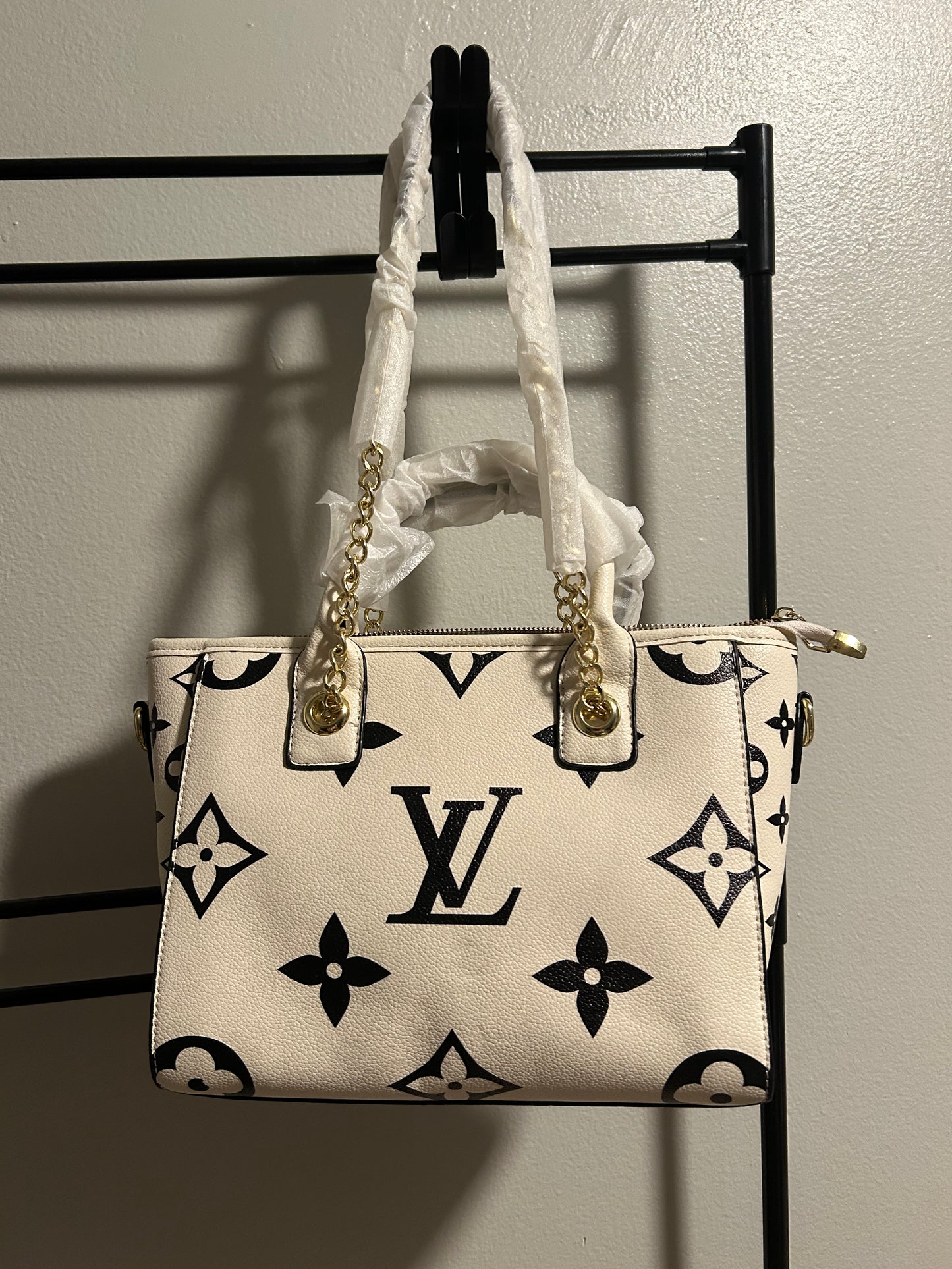 PRE-ORDER large purse