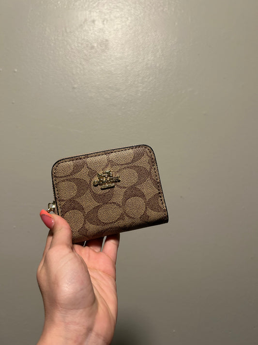 PRE-ORDER small wallet