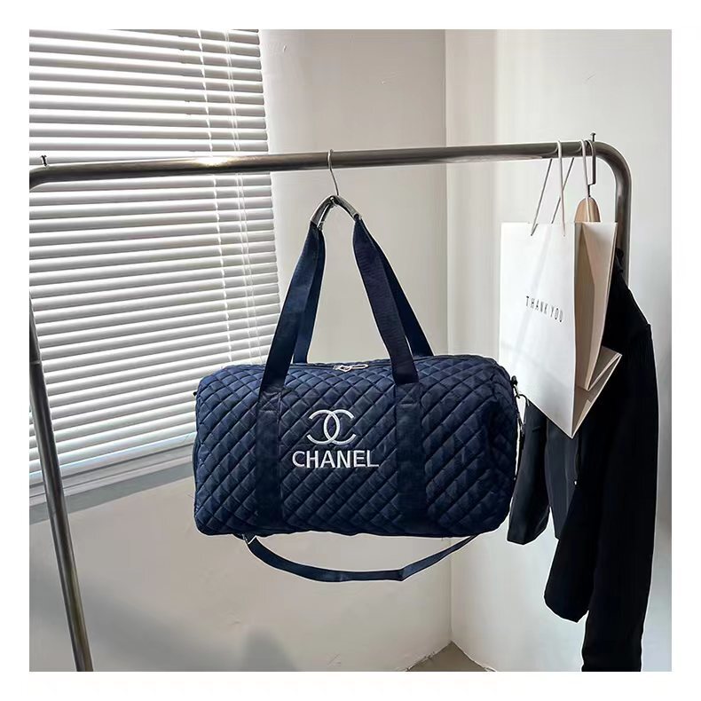 PRE-ORDER Black Duffle bag
