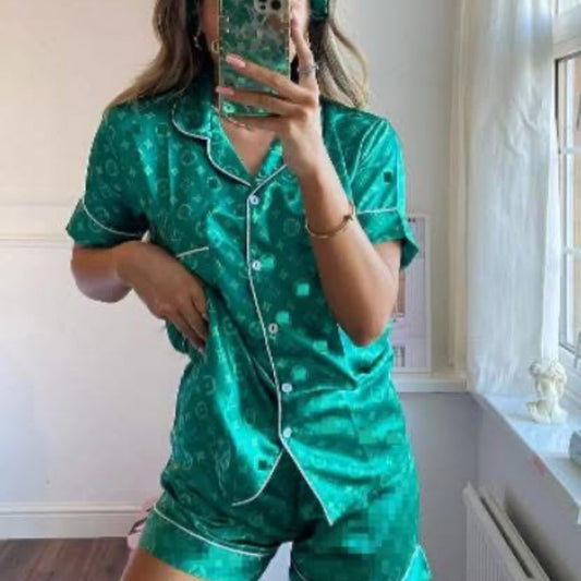 Green Lv pajamas